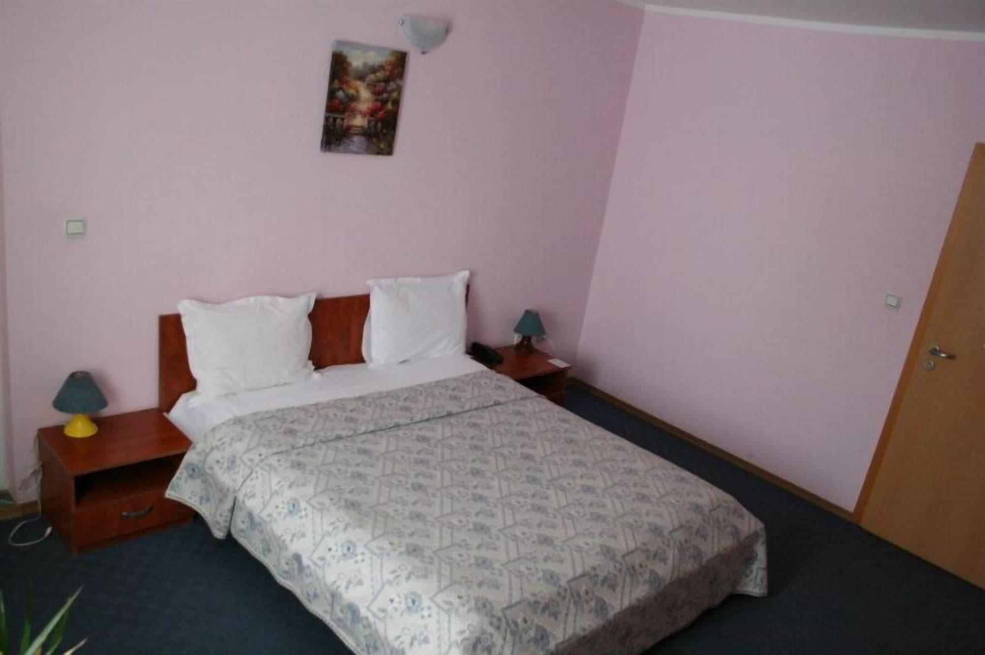 טימישוארה Hotel Adriatico מראה חיצוני תמונה