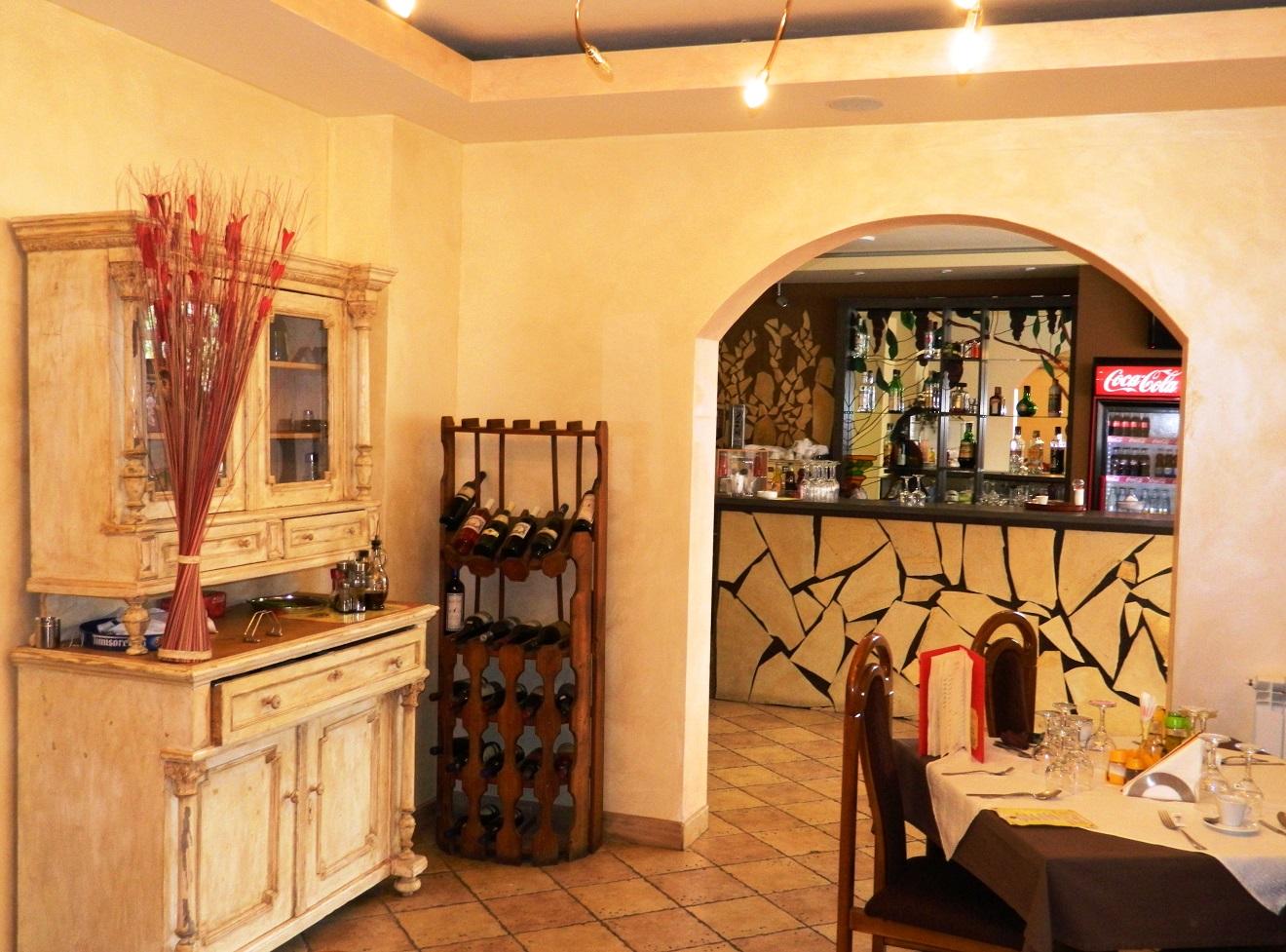 טימישוארה Hotel Adriatico מראה חיצוני תמונה