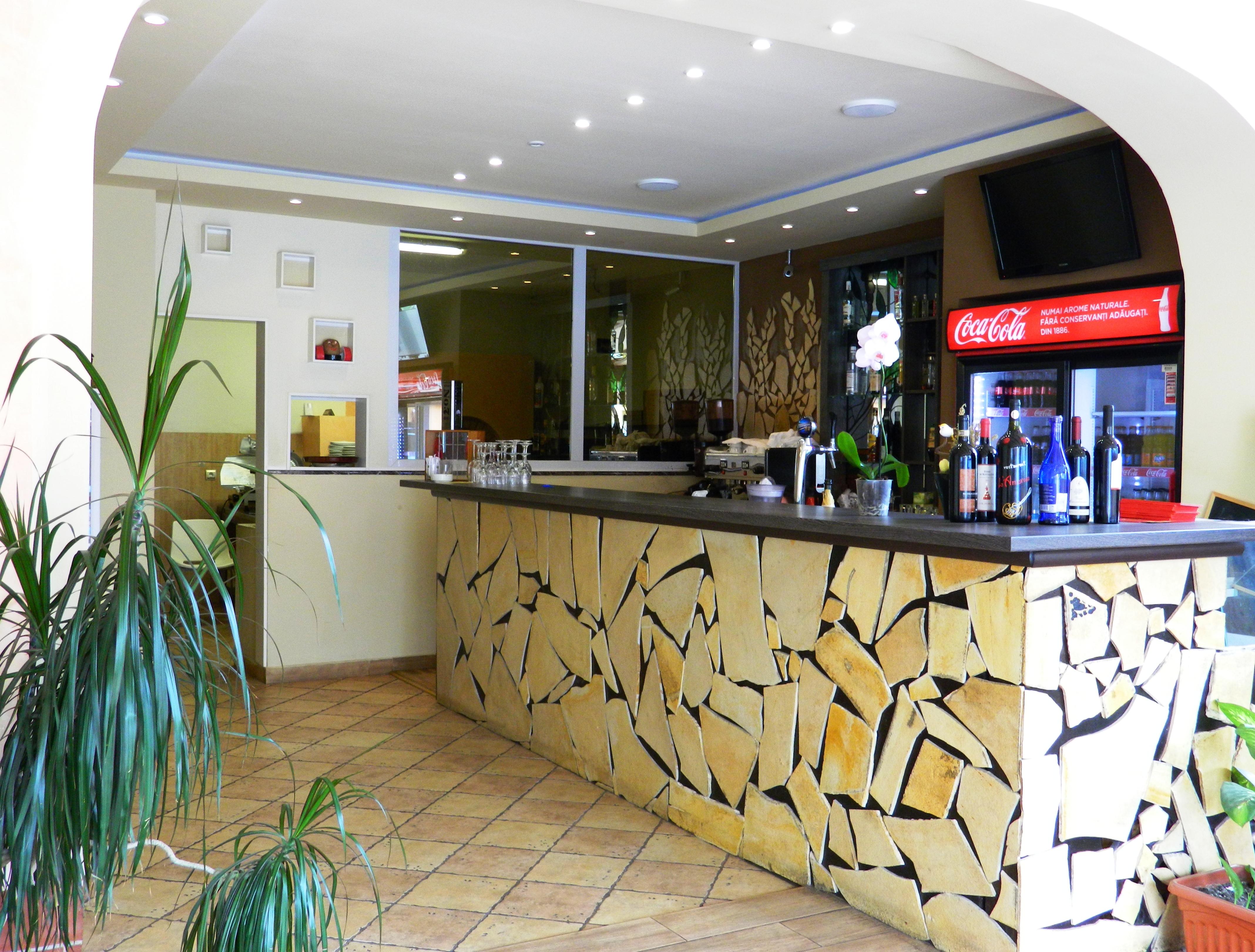 טימישוארה Hotel Adriatico מראה חיצוני תמונה