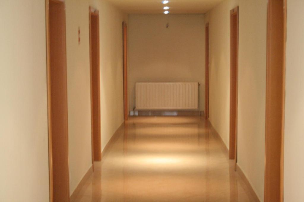 טימישוארה Hotel Adriatico מראה חיצוני תמונה